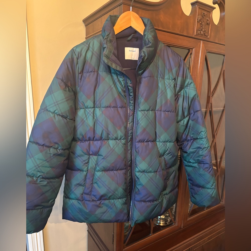 Old Navy women’s small navy and green plaid puffer jacket